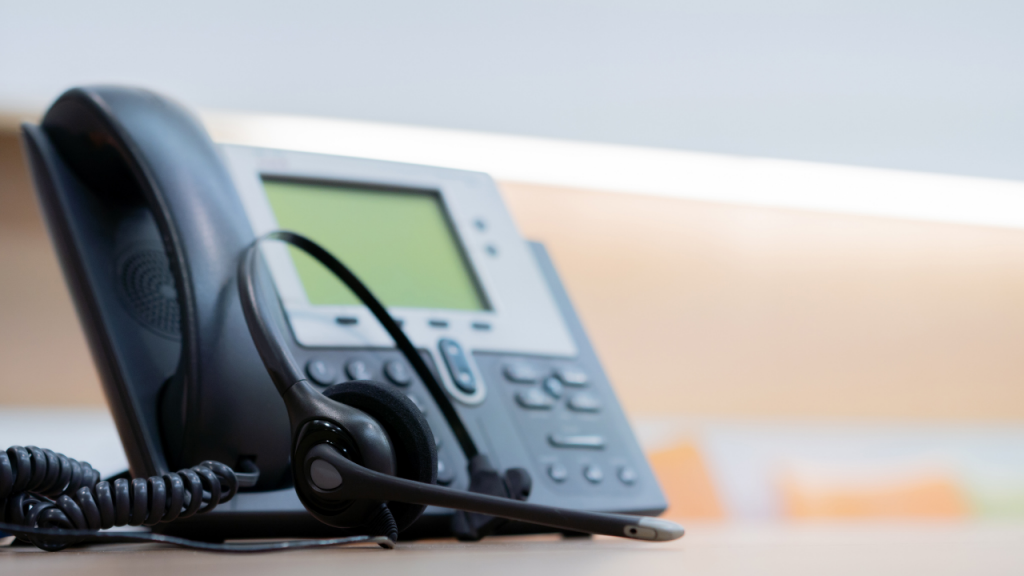 Office Phone Systems: How to Choose the Best Phone System for Your Office 1